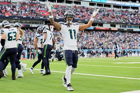 Fantasy Football: Green light, red light, yellow light on these WRs .